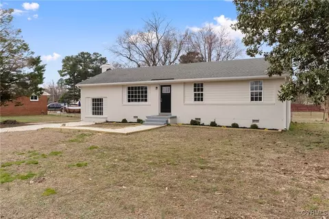 7967 Wynbrook Ln, Mechanicsville, VA 23111
