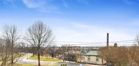 View/Area - 2800 E Franklin St, Richmond, VA 23223 photo 1 of 3