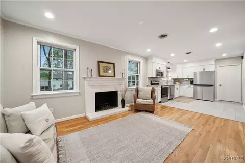 Living - 11930 Duckbill Dr, Midlothian, VA 23113 photo 3 of 5
