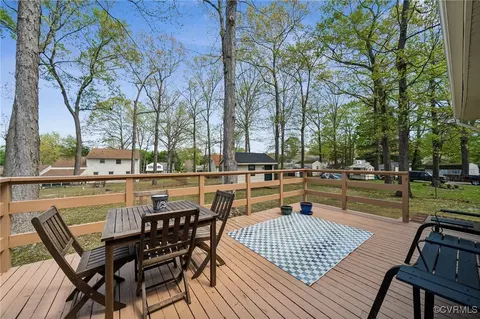 Exterior - 11930 Duckbill Dr, Midlothian, VA 23113 photo 5 of 5