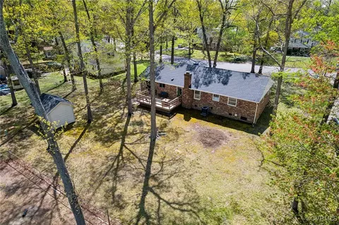 Exterior - 11930 Duckbill Dr, Midlothian, VA 23113 photo 3 of 5