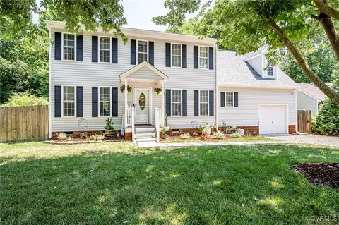 11301 Parrish Creek Ln, Midlothian, VA 23112