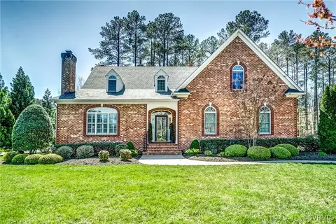 120 Lindenhurst, Richmond, VA 23238