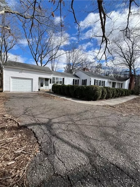 4484 Pin Oak Rd, Prospect, VA 23960
