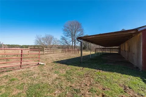 Exterior - 1316 General Puller Hwy, Saluda, VA 23149 photo 14 of 15