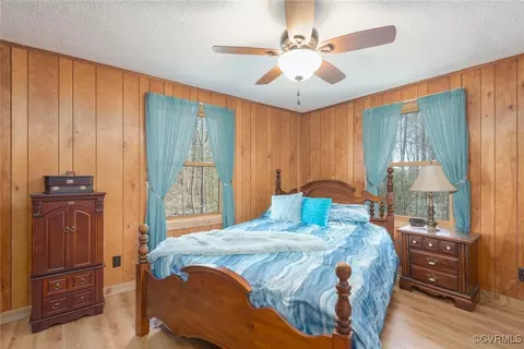 Bedroom - 1316 General Puller Hwy, Saluda, VA 23149 photo 4 of 6