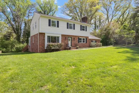 601 Bayliss Dr, North Chesterfield, VA 23235