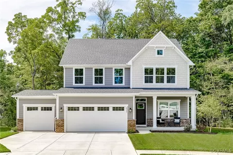 18612 Holly Crest Dr, Chesterfield, VA 23838