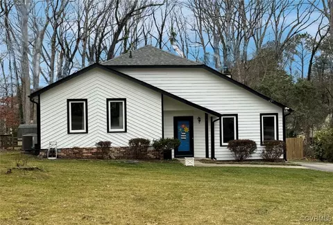 4832 Fordham Rd, North Chesterfield, VA 23236