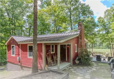 240 Trices Lake Rd, Columbia, VA 23038