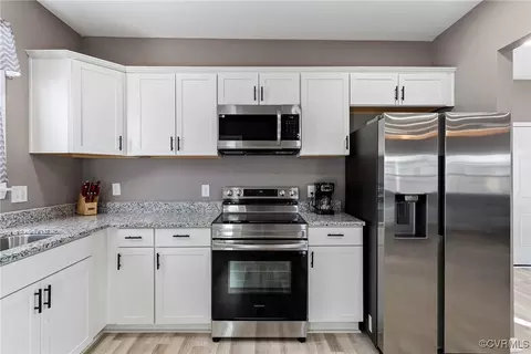Kitchen - 206 E 33rd St, Richmond, VA 23224 photo 3 of 3