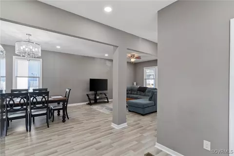 Entry Way - 206 E 33rd St, Richmond, VA 23224 photo 3 of 3