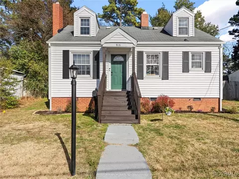 915 Kensington Ave, Colonial Heights, VA 23834