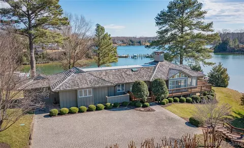 348 Quails Trl, Irvington, VA 22480
