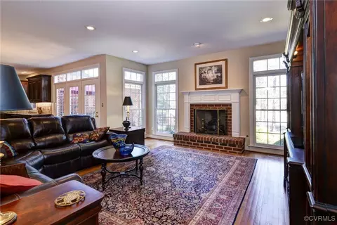 Living - 109 Huntercombe, Williamsburg, VA 23188 photo 2 of 5