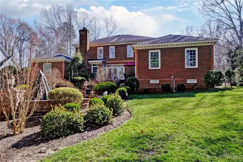 Exterior - 109 Huntercombe, Williamsburg, VA 23188 photo 3 of 6