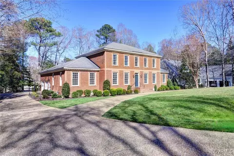 Exterior - 109 Huntercombe, Williamsburg, VA 23188 photo 2 of 6