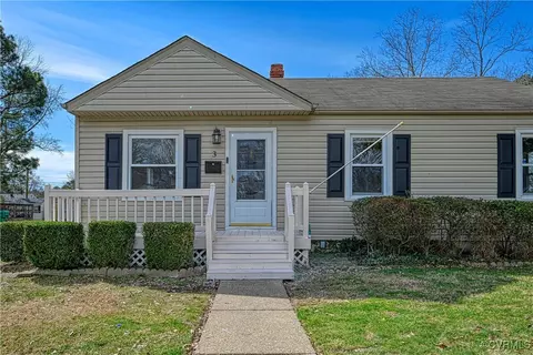 3 E Gray St, Sandston, VA 23150 photo 2