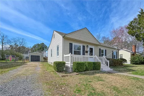 3 E Gray St, Sandston, VA 23150 photo 3