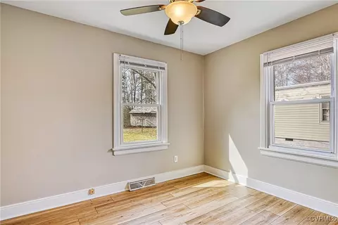3 E Gray St, Sandston, VA 23150 photo 37