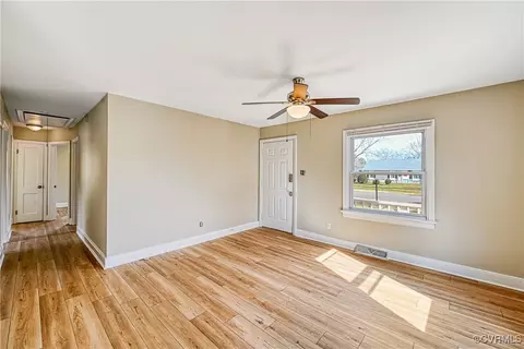 3 E Gray St, Sandston, VA 23150 photo 13