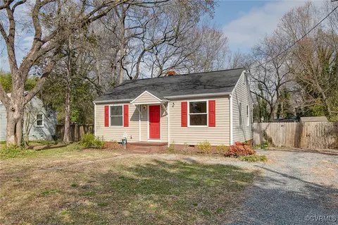 1005 Boroughbridge Rd, Richmond, VA 23225
