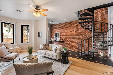 Living - 321 Randolph St, Richmond, VA 23220 photo 1 of 4