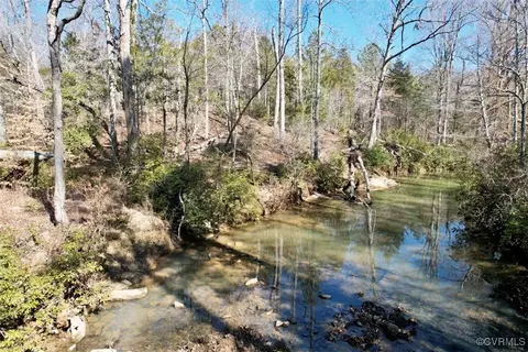000 Irby Rd, Lunenburg, VA 23952