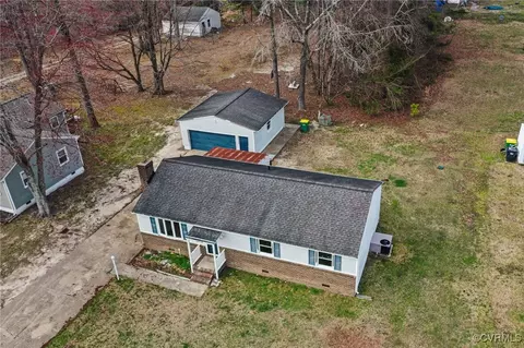 3903 Jackson Farm Rd, Hopewell, VA 23860
