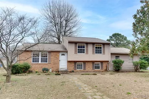 6431 Brookshire Dr, North Chesterfield, VA 23234