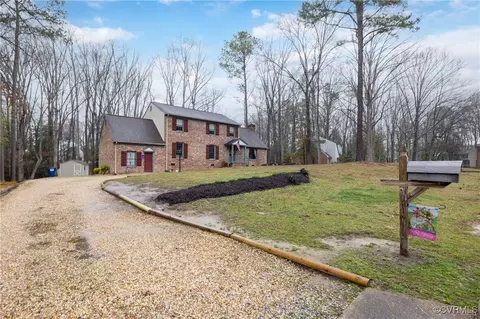 4018 Litchfield Dr, Chesterfield, VA 23832