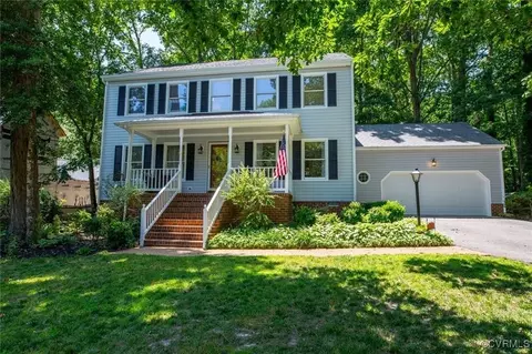 7724 Flag Tail Dr, Midlothian, VA 23112
