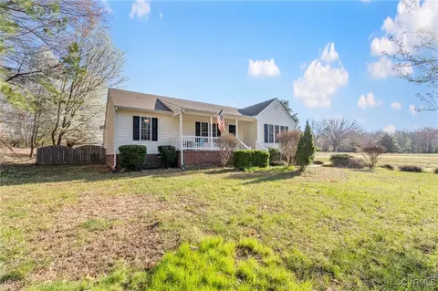 3230 Meadow Rd, Sandston, VA 23150