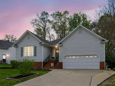 1506 St Thomas Dr, Midlothian, VA 23114