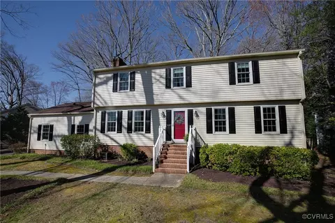 2200 Lake Surrey Dr, Richmond, VA 23235