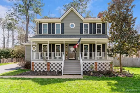 13907 Belmont Stakes Ct, Midlothian, VA 23112