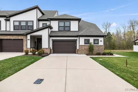 12433 Wescott Dr, Midlothian, VA 23112