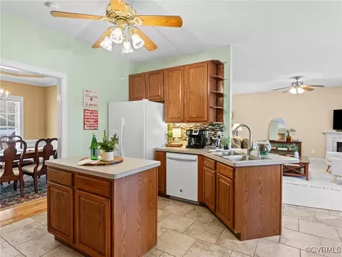 5236 Misty Spring Dr, Midlothian, VA 23112 photo 14