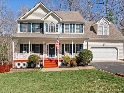 5236 Misty Spring Dr, Midlothian, VA 23112