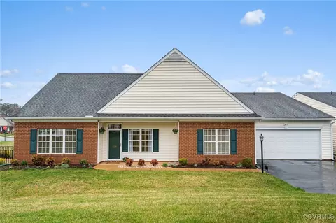 7384 Dress Blue Cir, Mechanicsville, VA 23116