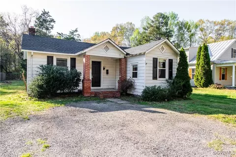 216 N James St, Ashland, VA 23005