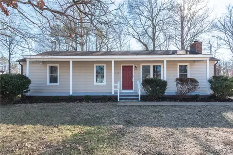 525 Briarwood Cir, North Prince George, VA 23860