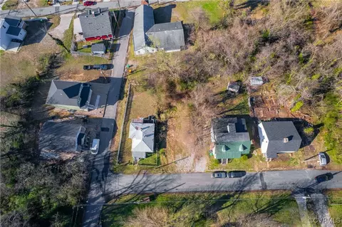 629 Gilliam St, Petersburg, VA 23803