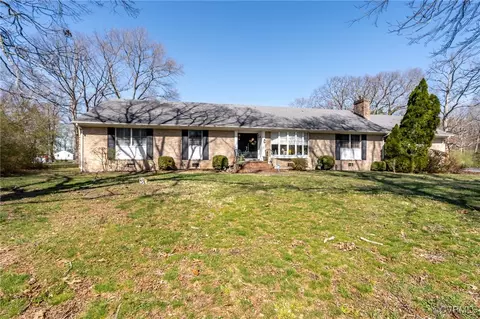10264 Korona Dr, Mechanicsville, VA 23116