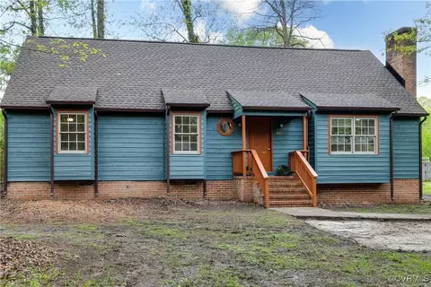 1612 Florence Ave, Chester, VA 23836