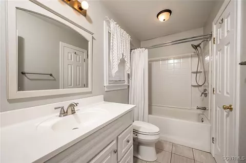 Bath - 10907 Crofton Rd, Chester, VA 23831 photo 2 of 3