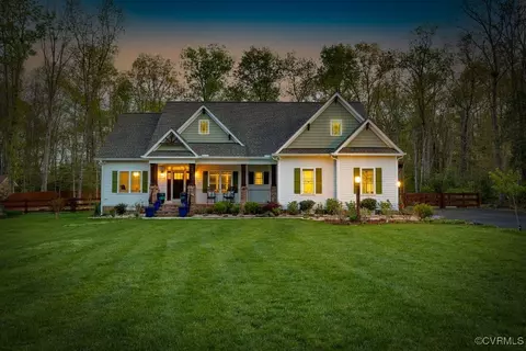 6213 Round Rock Rd, Chesterfield, VA 23838