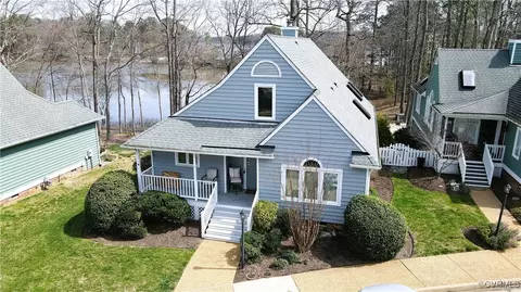 14700 Boyces Cove Dr, Midlothian, VA 23112