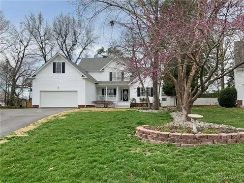 3718 Liberty Point Dr, Midlothian, VA 23112