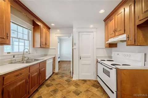 1210 Salisbury Dr, Midlothian, VA 23113 photo 11